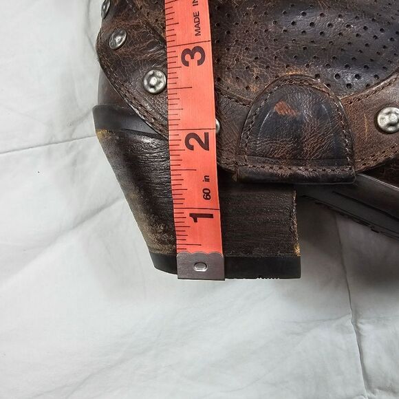 Ariat Defiance Fold Over Studded Buckle‎ Ankle Boot Women's Size 6.5B - Picture 9 of 9